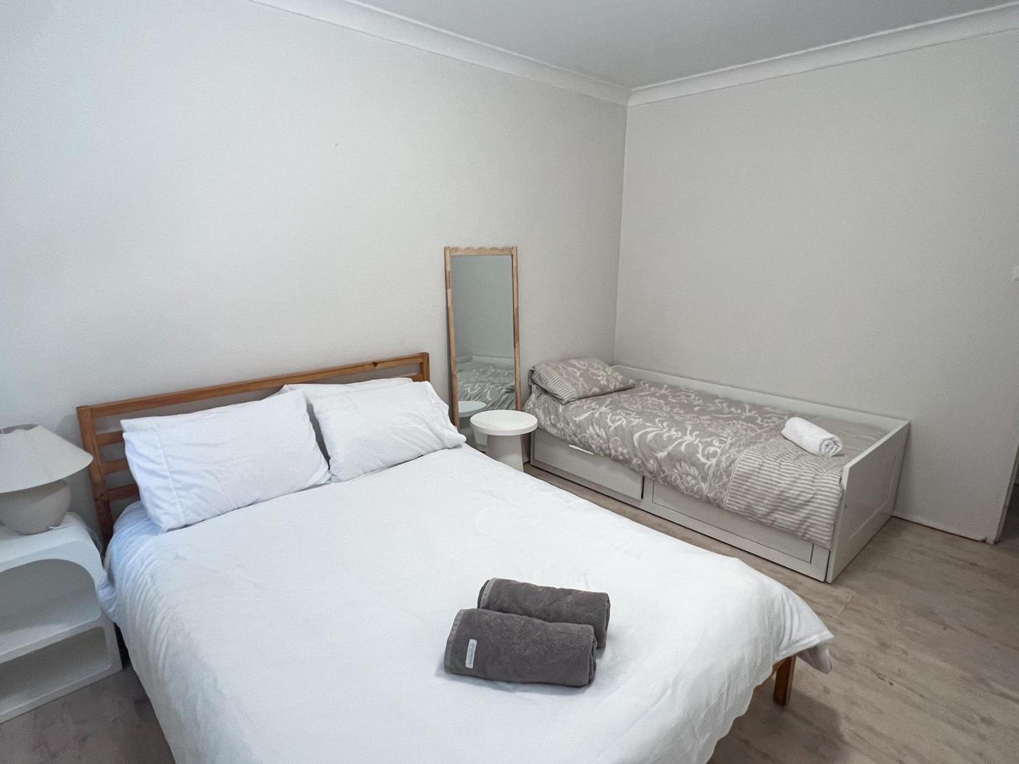 Ocean Views Apartment Хъскисън Екстериор снимка